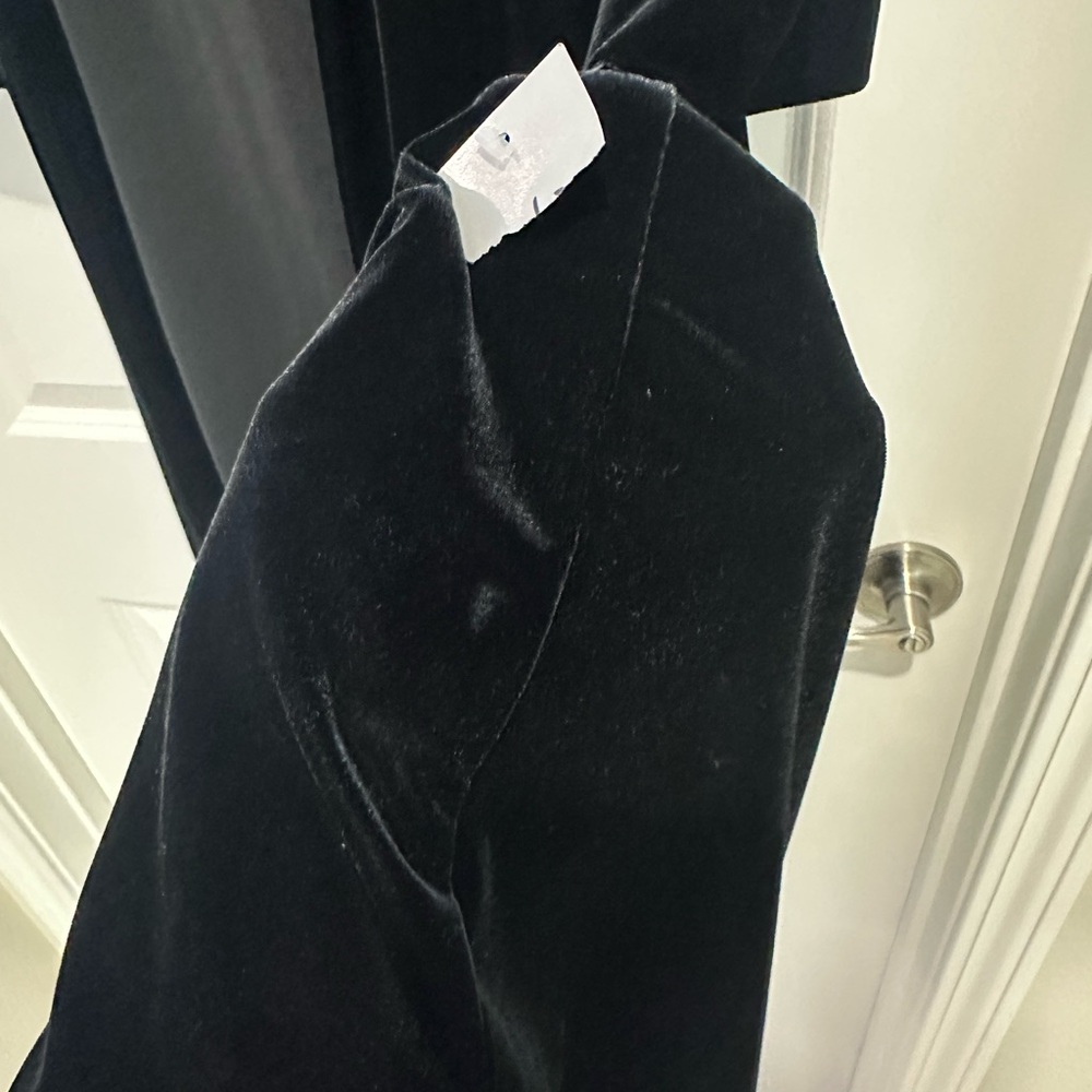 Like new Vtg Patra Black Velvet Ostrich Feather Shawl Collar Long Duster L - Picture 14 of 14